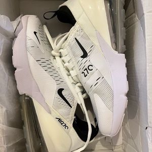 COPY - Nike Air Max 270s